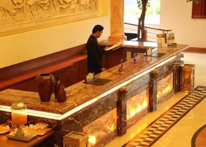 Abadi Suite Hotel and Tower