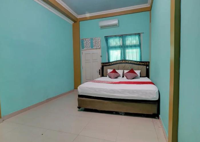 OYO 92862 Rania Kost Simpang Rimbo