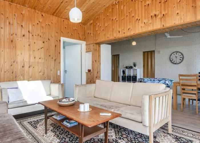 Vintage Holiday Home in Struer near Open Field