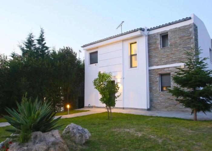 Sunny Sani Luxury Villas