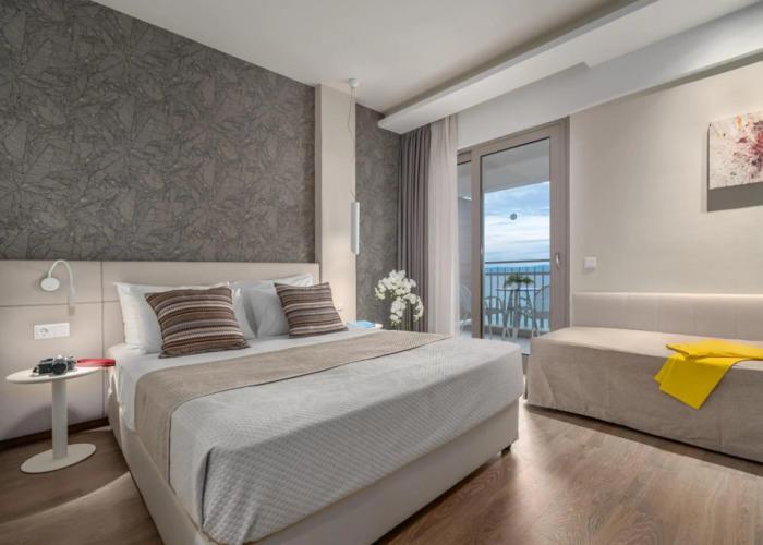 Ammon Zeus Luxury Beach Hotel