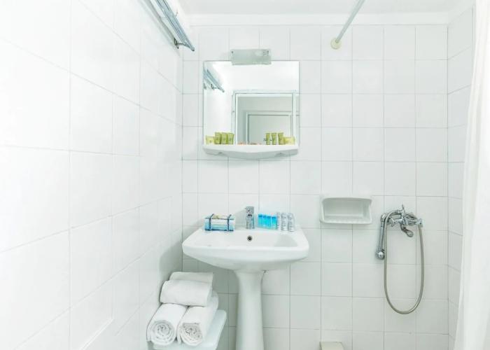 Xenios Dolphin Beach Hotel