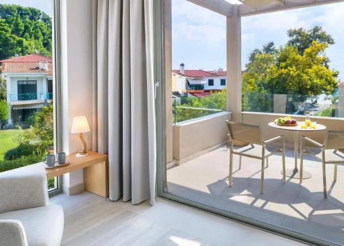 Cavo Delea Villas And Suites
