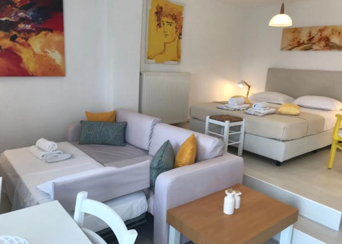 Koumaros Aparthotel
