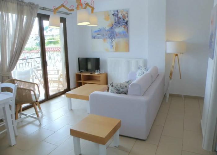 Koumaros Aparthotel