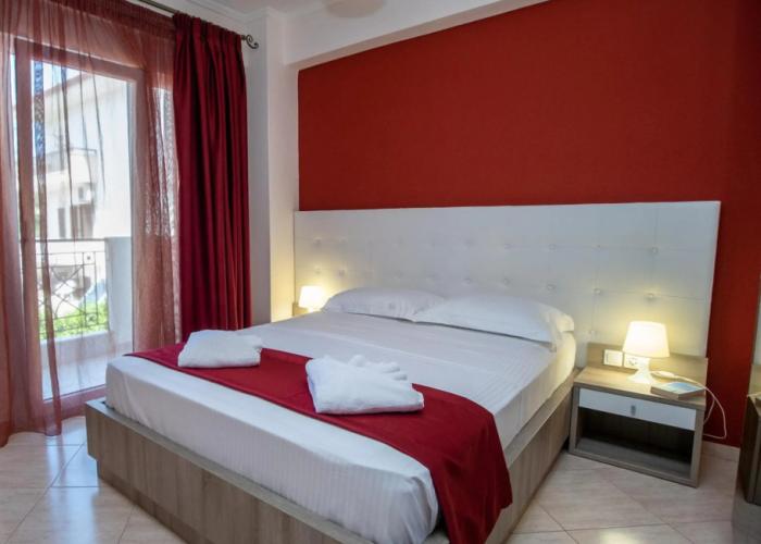 Lagaria Hotel & Apartments