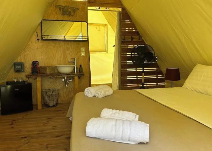 Pefkon Suites