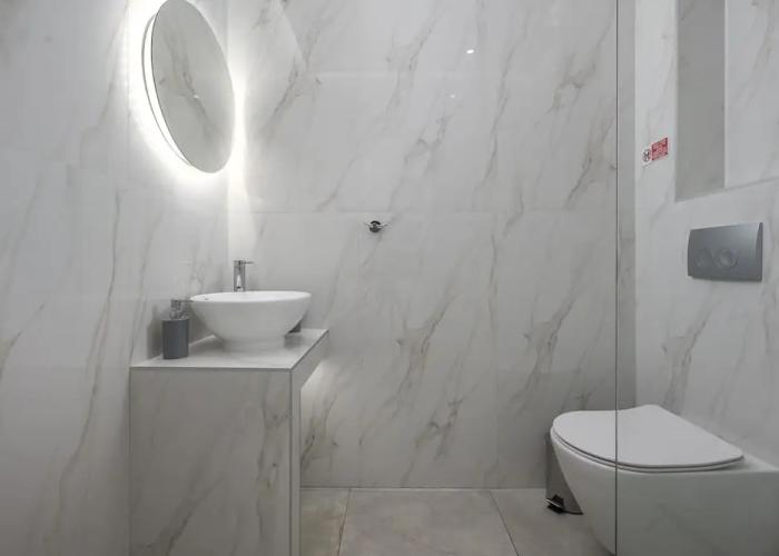 Eleon Suites & Apartments