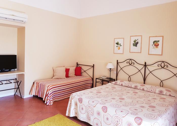 Hotel Etna