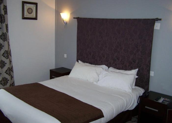 Brit Hotel Confort Auclair Gueret