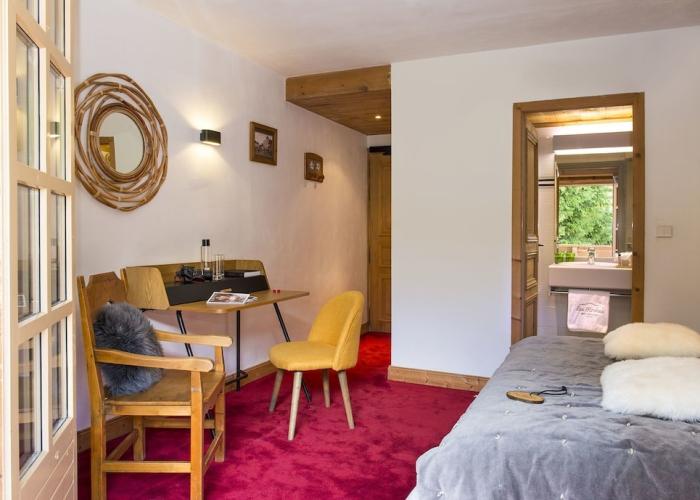 Hôtel Les Roches Fleuries