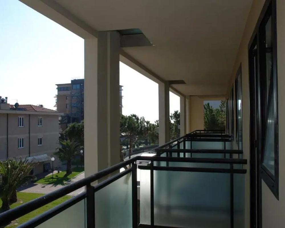 фото Hotel Caesar