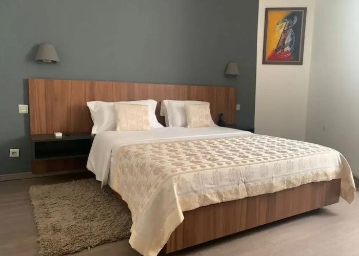 Hotel Nina