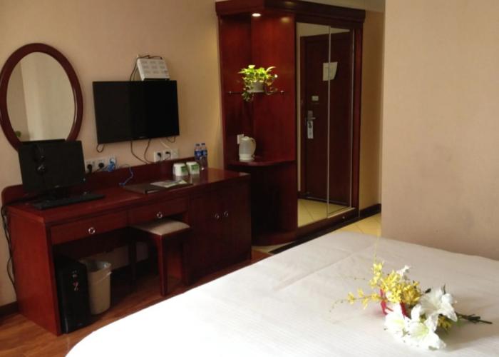GreenTree Inn Chuzhou Wandong International Car City Express Hotel