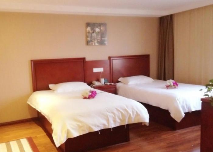 GreenTree Inn Chuzhou Wandong International Car City Express Hotel