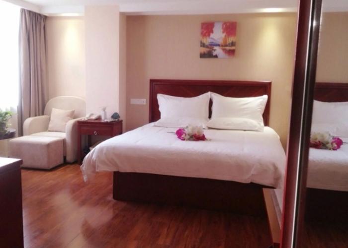 GreenTree Inn Chuzhou Wandong International Car City Express Hotel