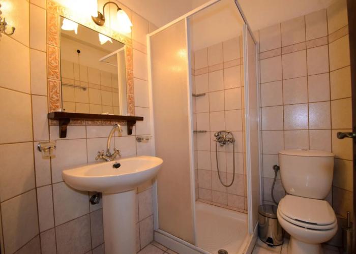 Atrapos Hotel