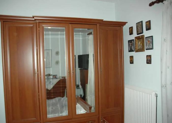 Split-level house in East Pelion