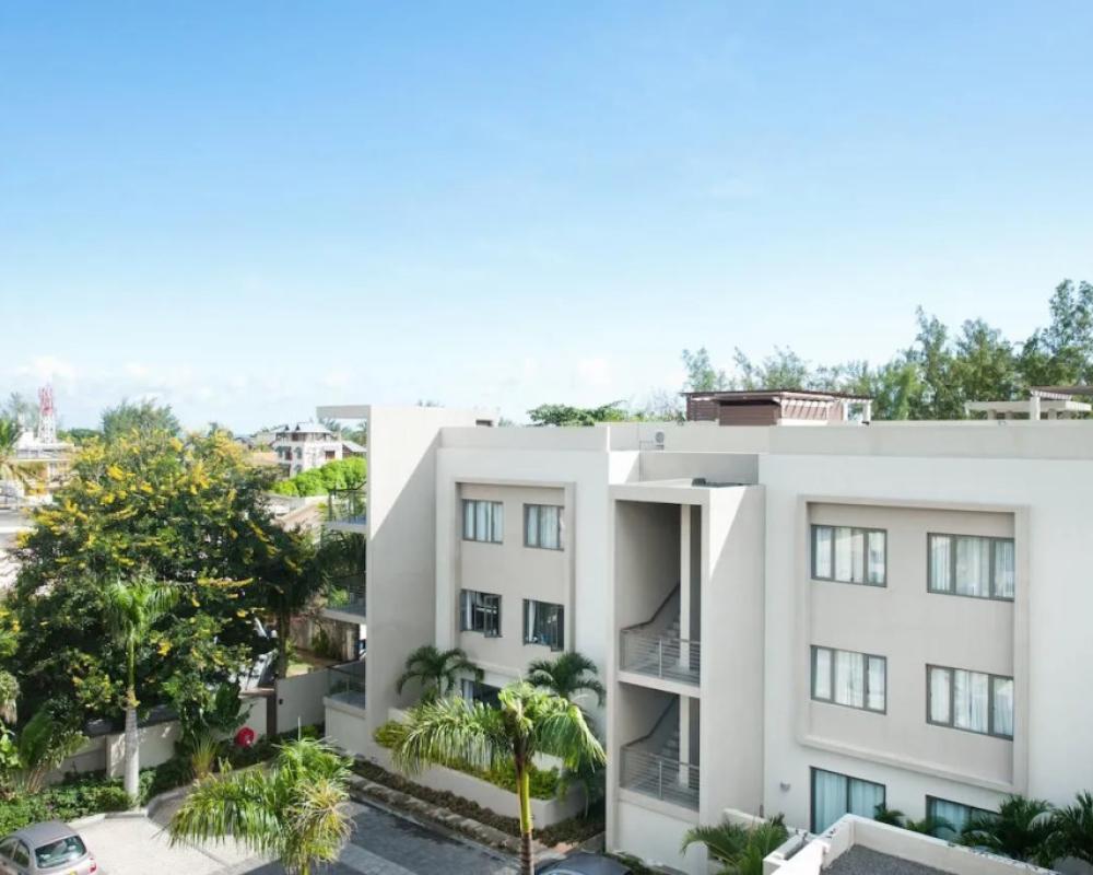 Element Bay Luxury Beach Apartments