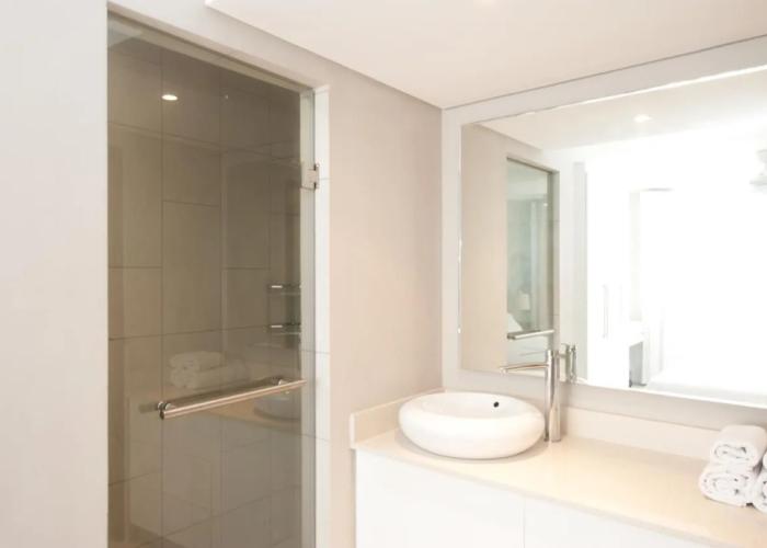 Element Bay Luxury Beach Apartments