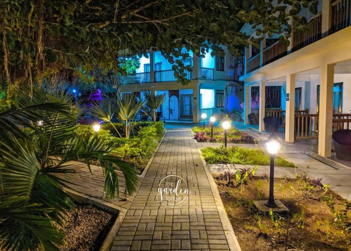 The Garden Lodge Pereybere - Piscine