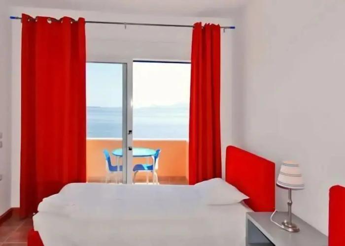 Glyfa Apartments