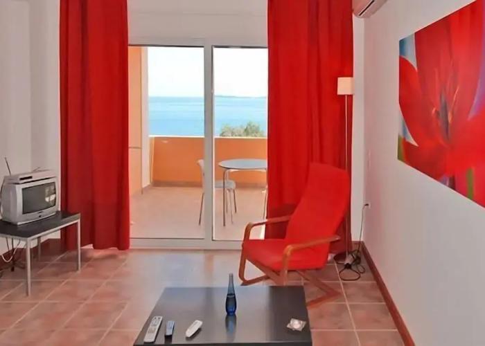 Glyfa Apartments