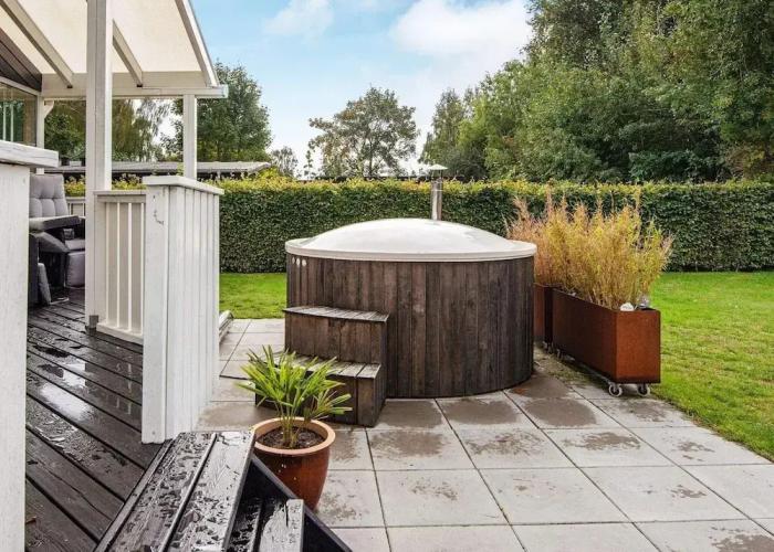 7 Person Holiday Home in Juelsminde