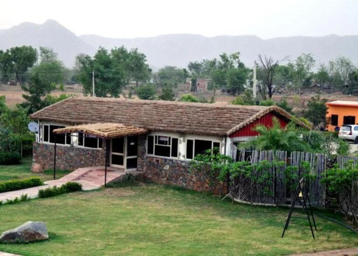 Astroport Sariska Treetop by Eight Continents