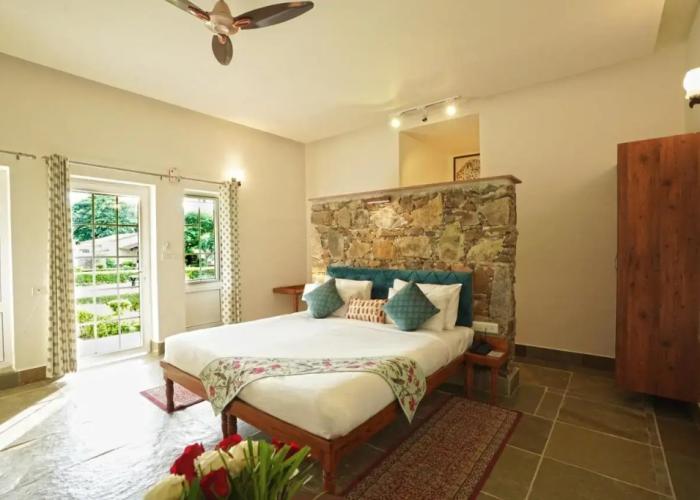 Astroport Sariska Treetop by Eight Continents