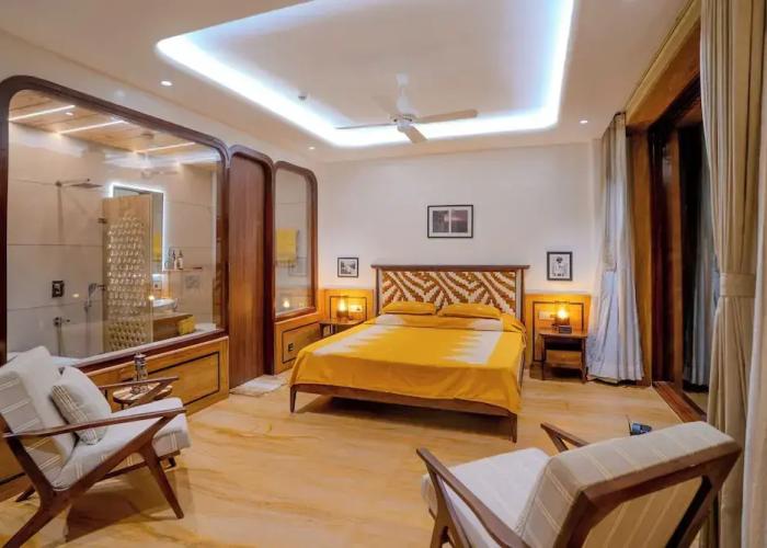 Artisav House