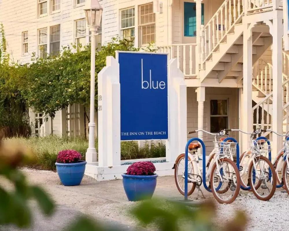 Blue - Inn on The Beach