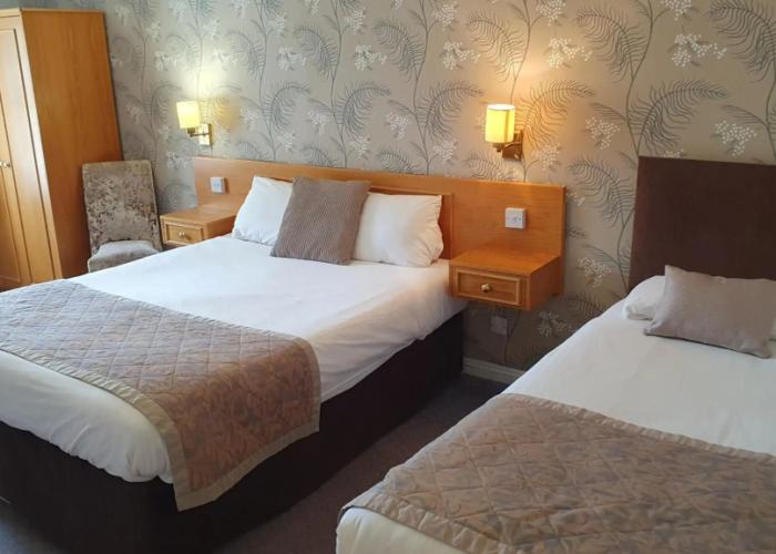 Alton House Hotel