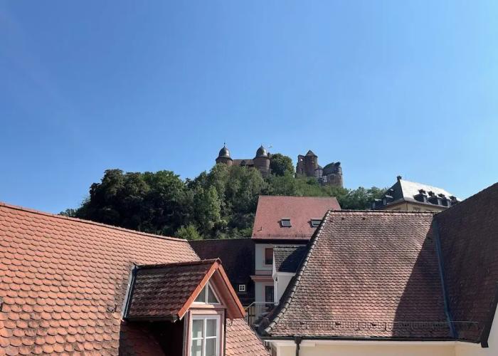 La Flamme Wertheim Garni