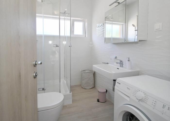 Bacan Family Apartments