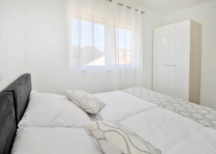 Bacan Family Apartments