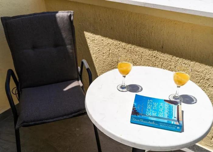 Bacan Serviced Apartments