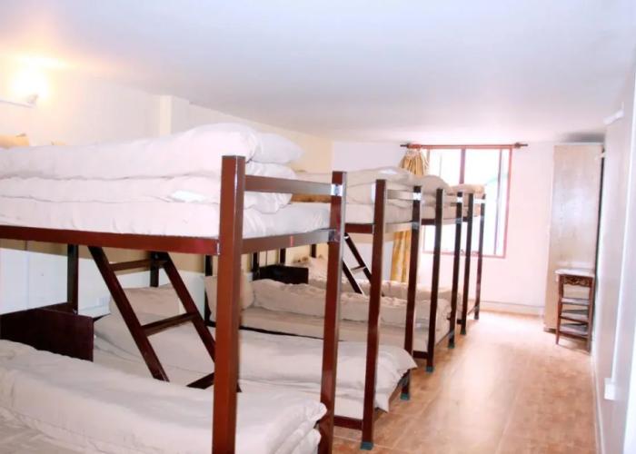 Mountain View Hotel - Hostel