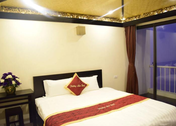 Phuong Nam Mountain View Hotel