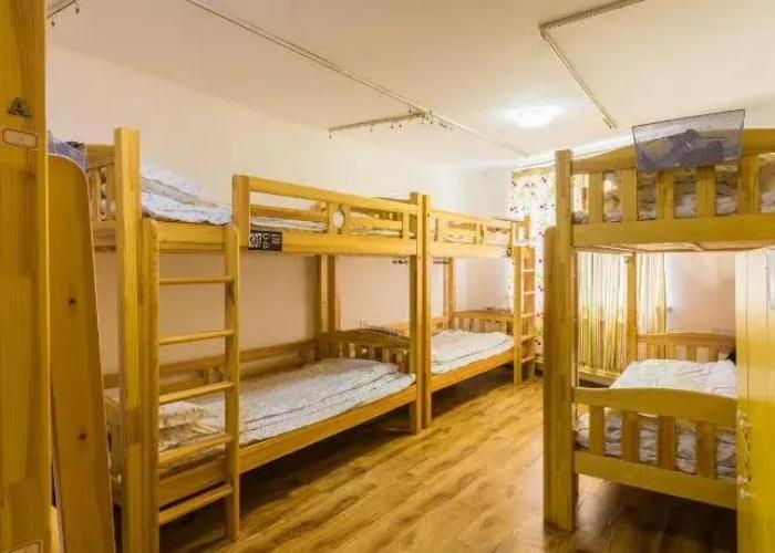 Dalian Buzz Light Year Youth Hostel
