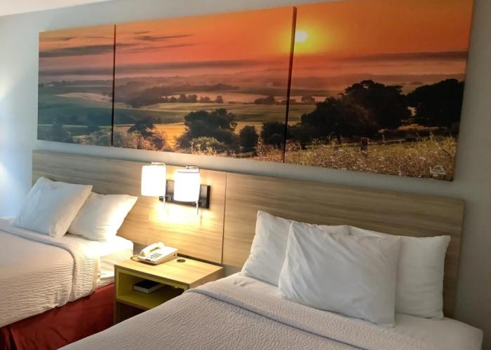 Disneyland Hotel