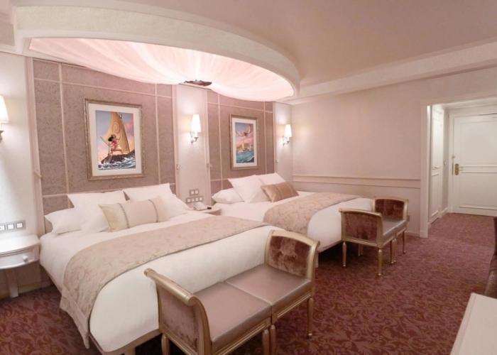 Disneyland Hotel