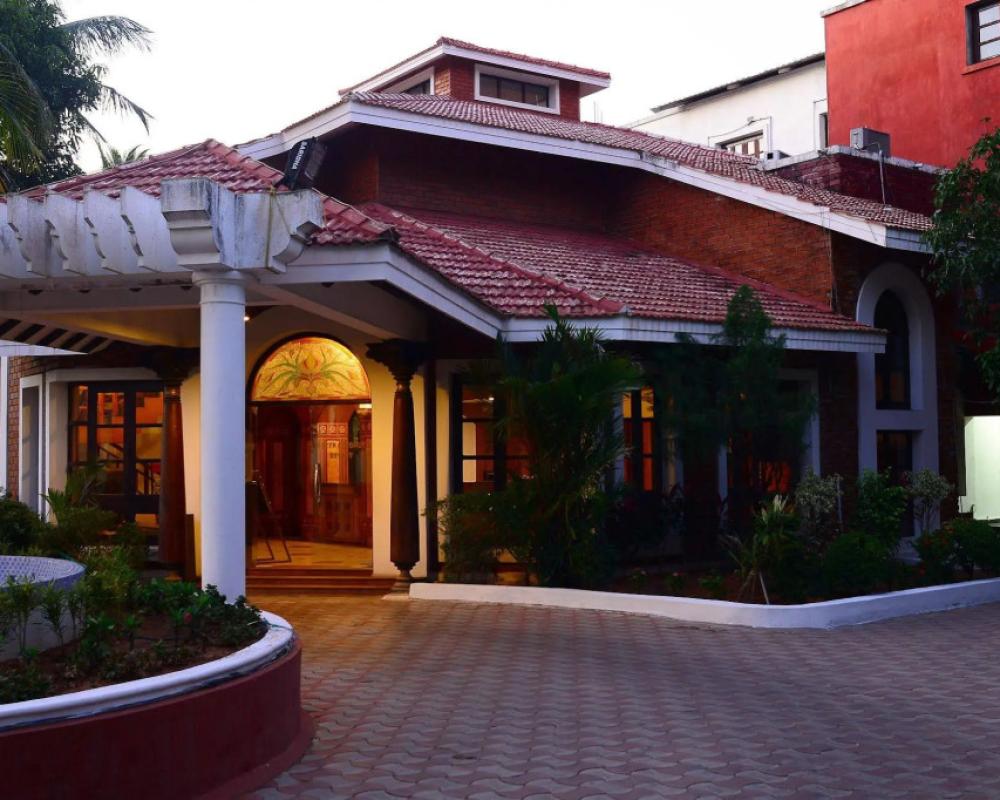 Green Coconut Resort