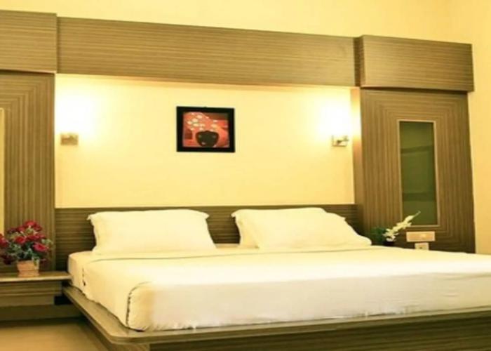 Green Coconut Resort