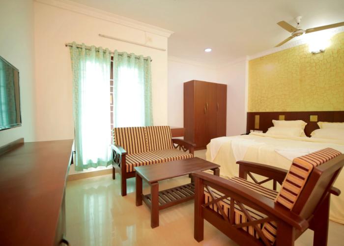 Lee Crysstal Hotel