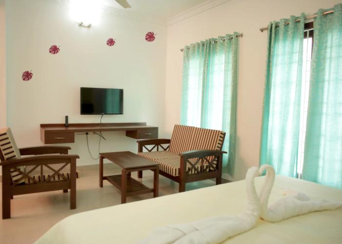 Lee Crysstal Hotel