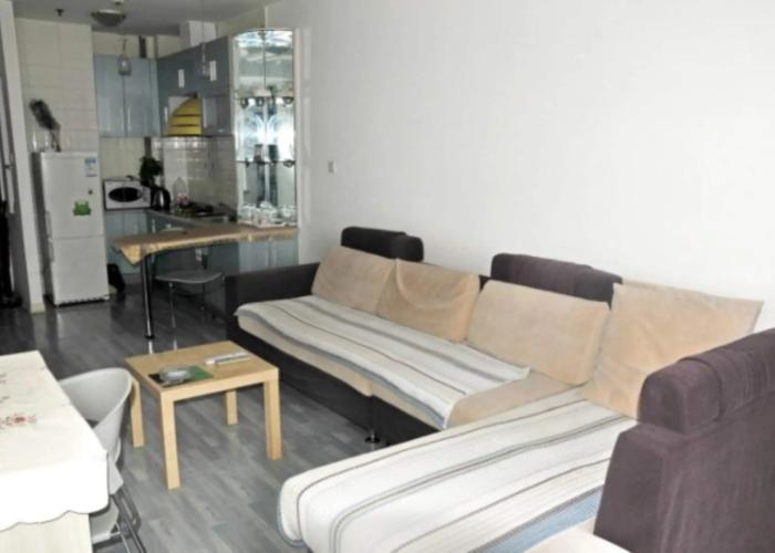 Dalian Xiuzhu Building Apartment