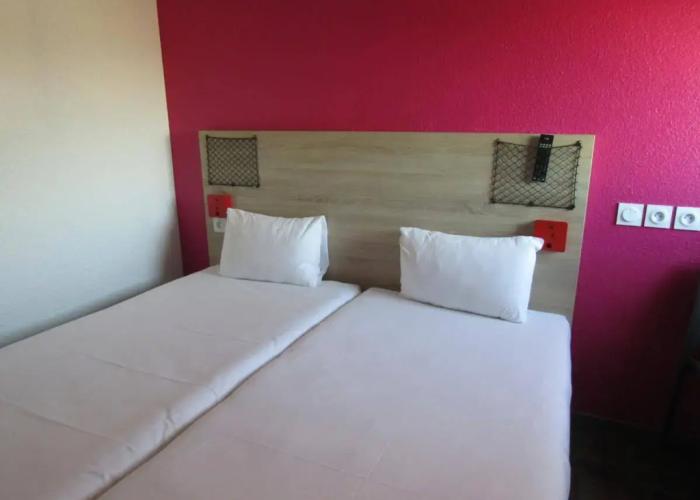hotelF1 Cergy