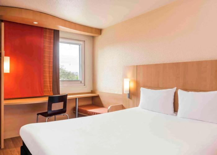 ibis Cergy Pontoise Le Port