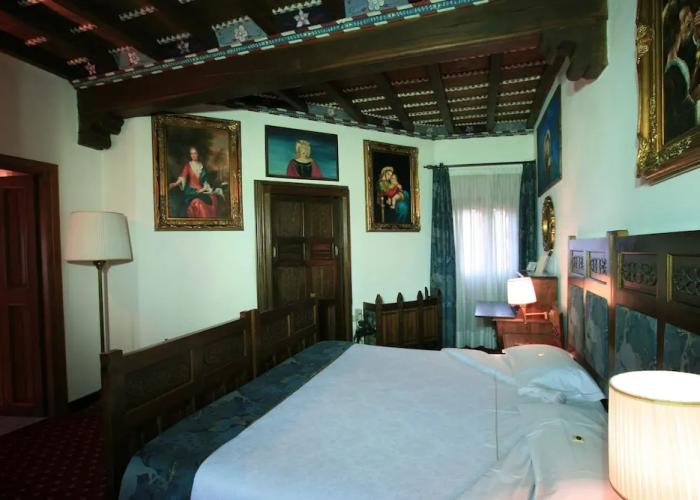 Castello di Pavone